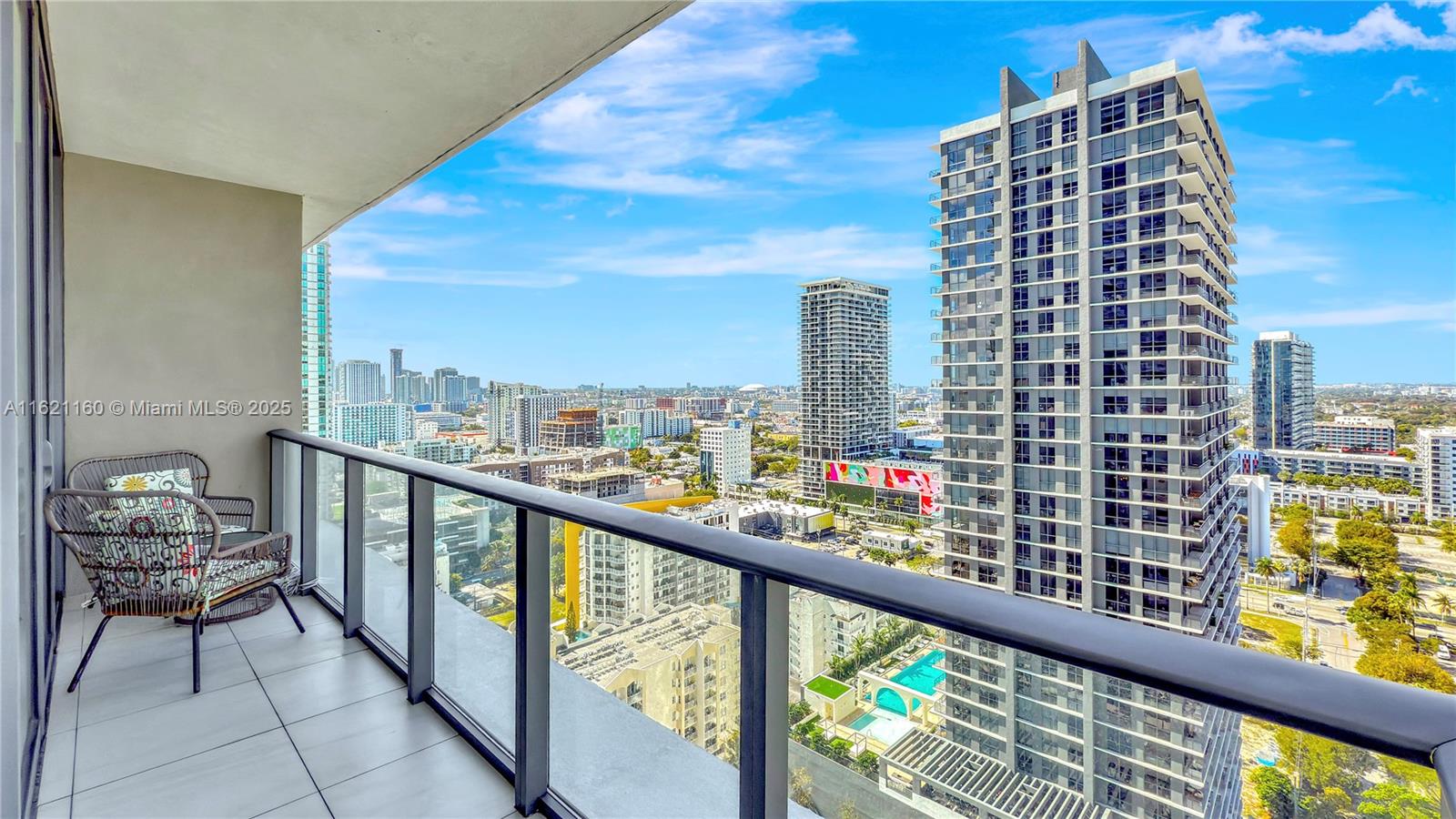 GRAN PARAISO CONDO - Residential