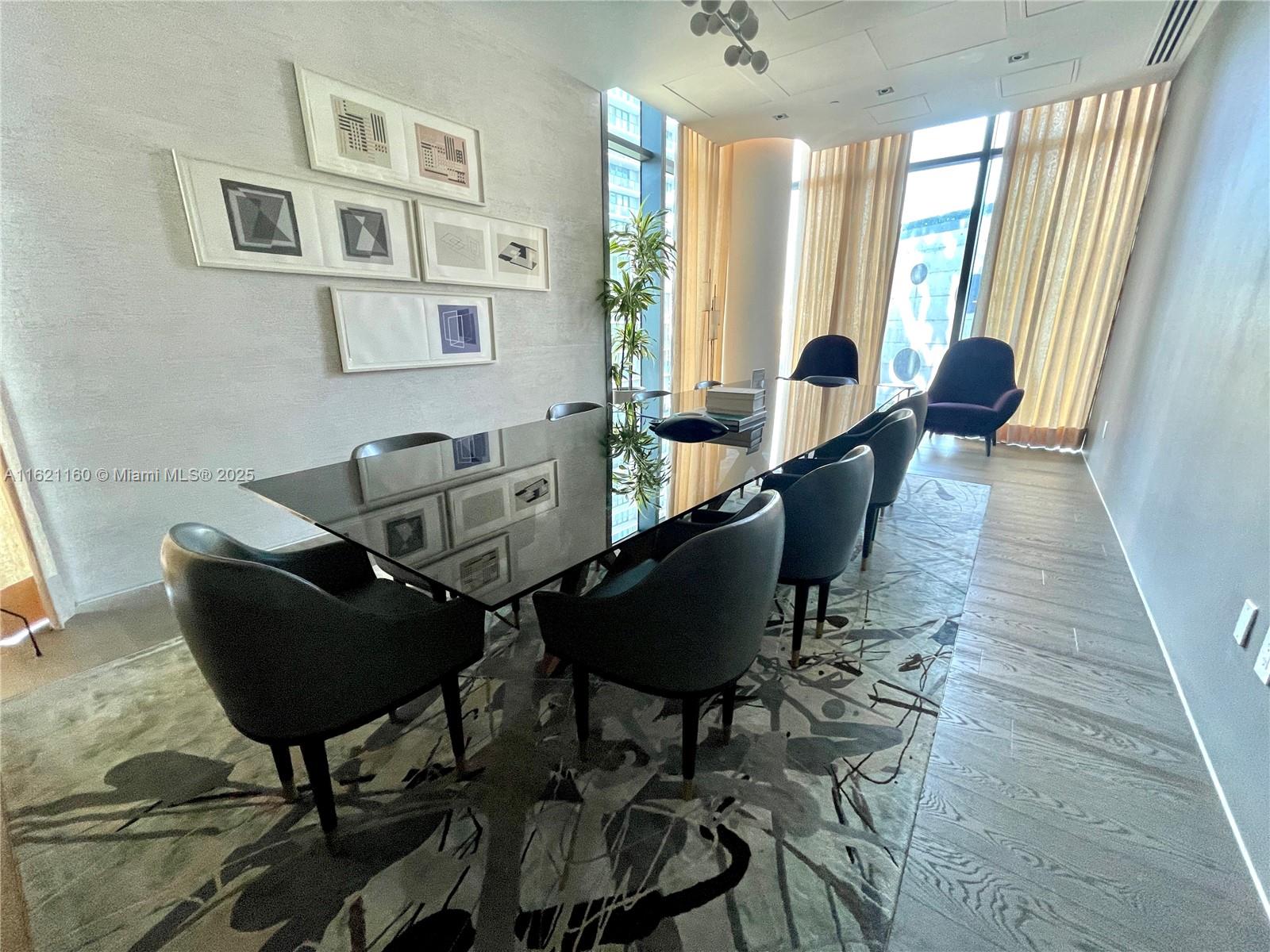 GRAN PARAISO CONDO - Residential