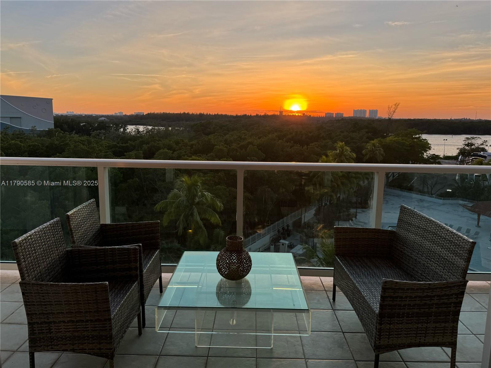 ARLEN HOUSE EAST CONDO - Residential