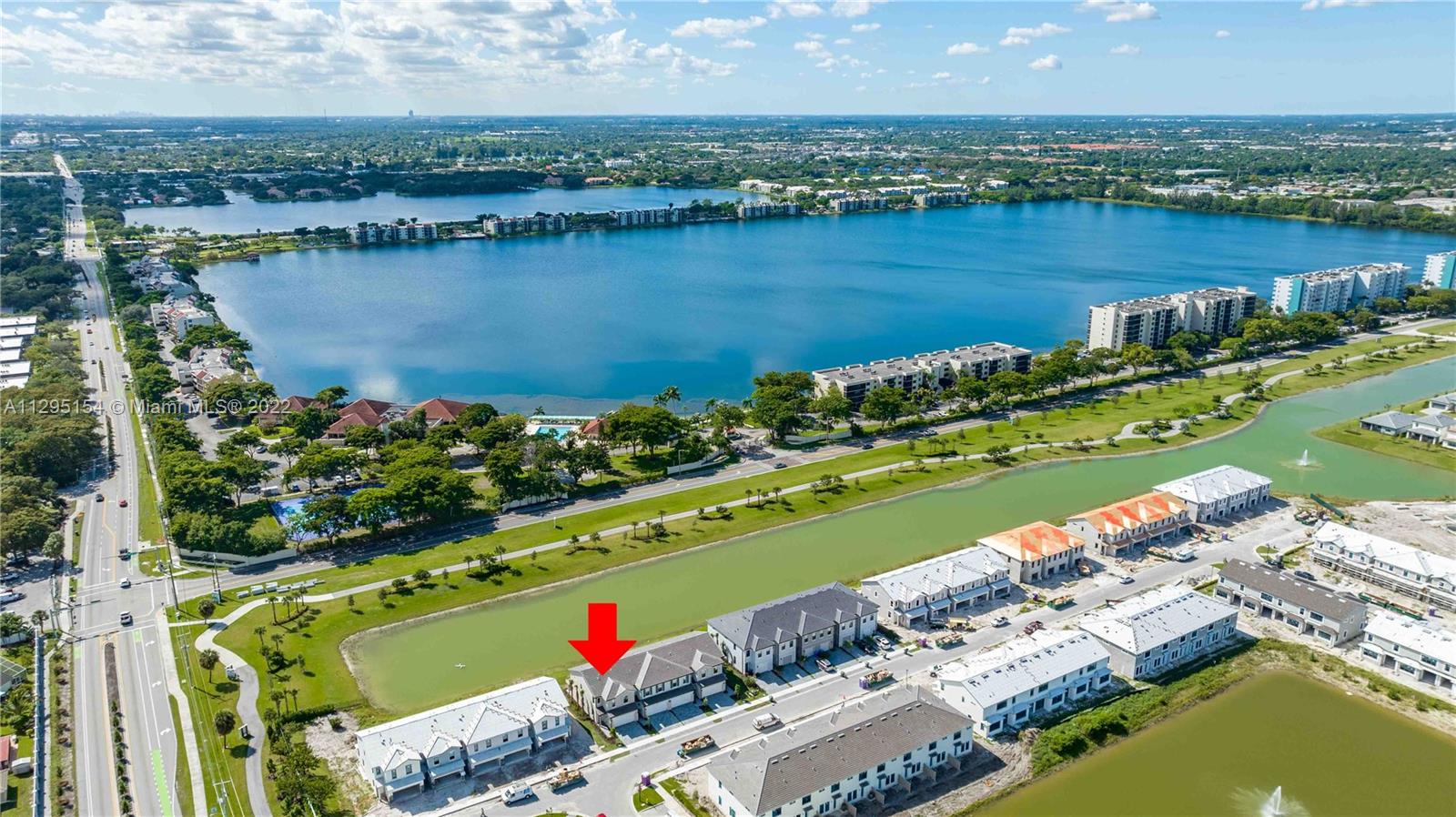 OAK TREE PROPERTY REDEVEL - Residential Lease