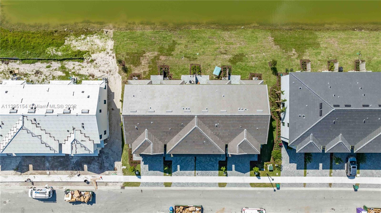 OAK TREE PROPERTY REDEVEL - Residential Lease