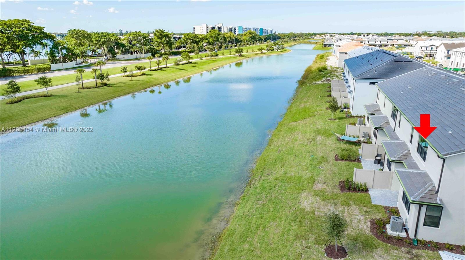 OAK TREE PROPERTY REDEVEL - Residential Lease