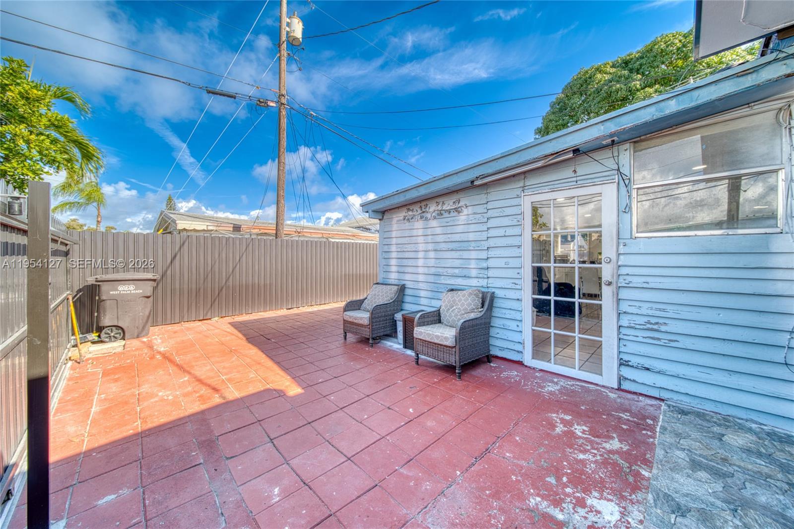 WOODLAWN - Residential