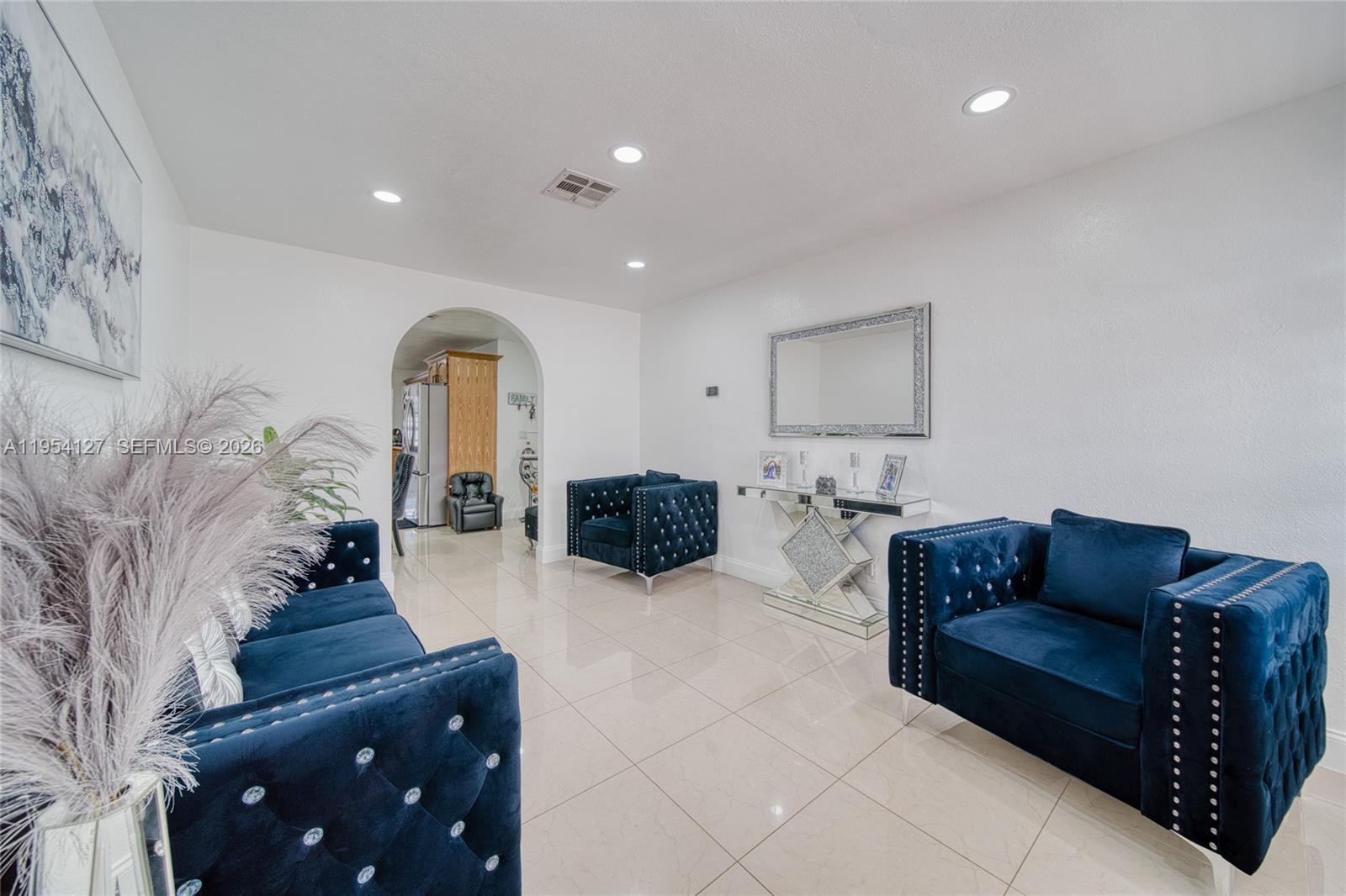 WOODLAWN - Residential