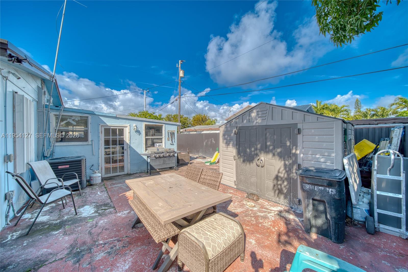 WOODLAWN - Residential