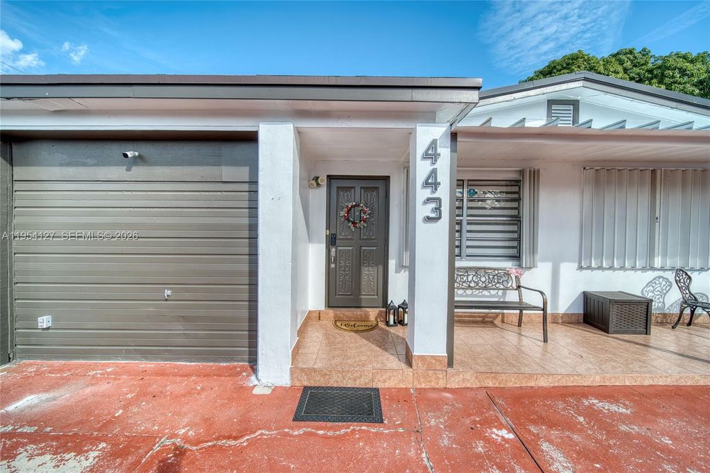 Photo of 443 Barnett St, West Palm Beach, FL 33405 (MLS # A11954127)