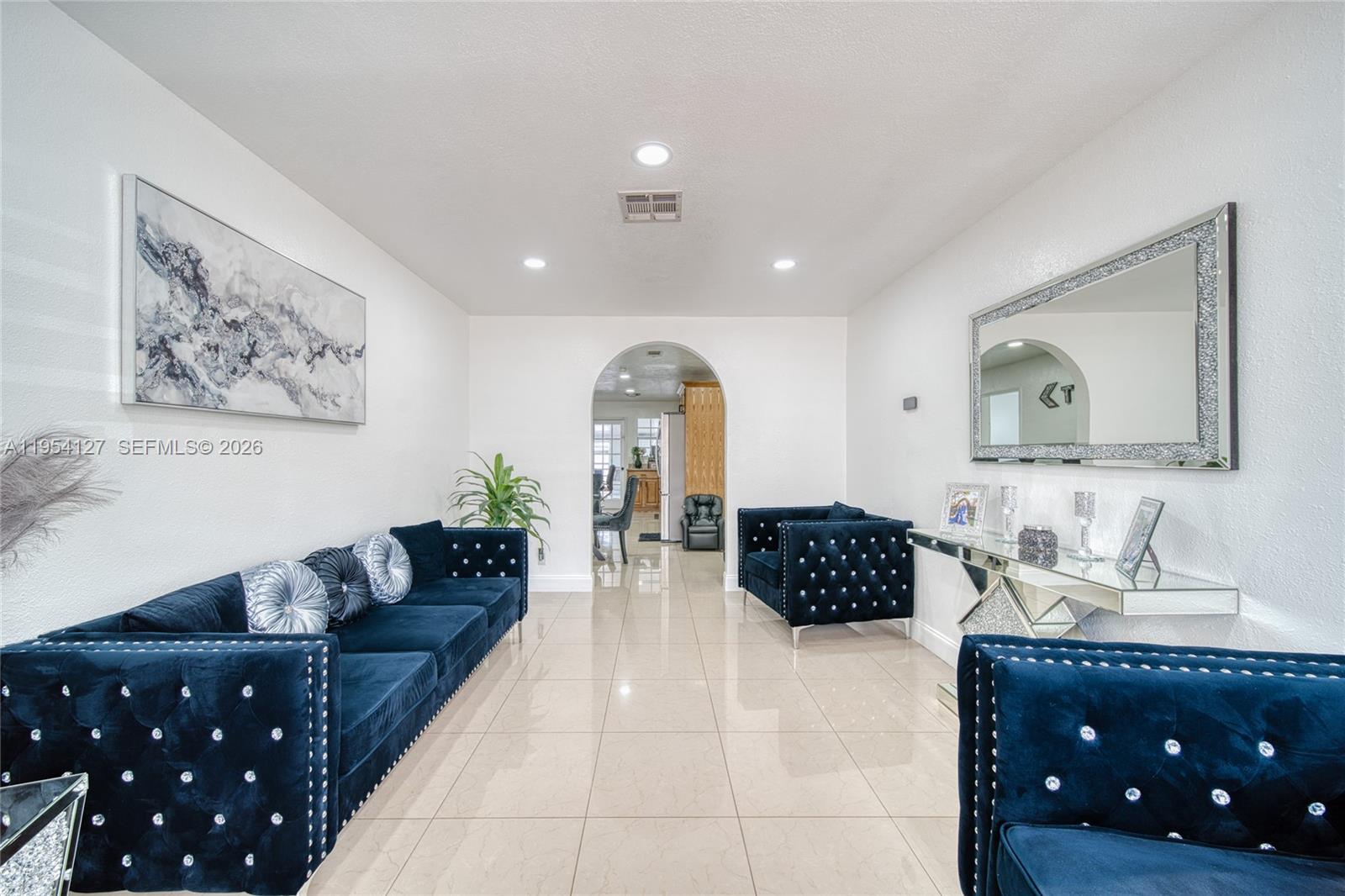 WOODLAWN - Residential