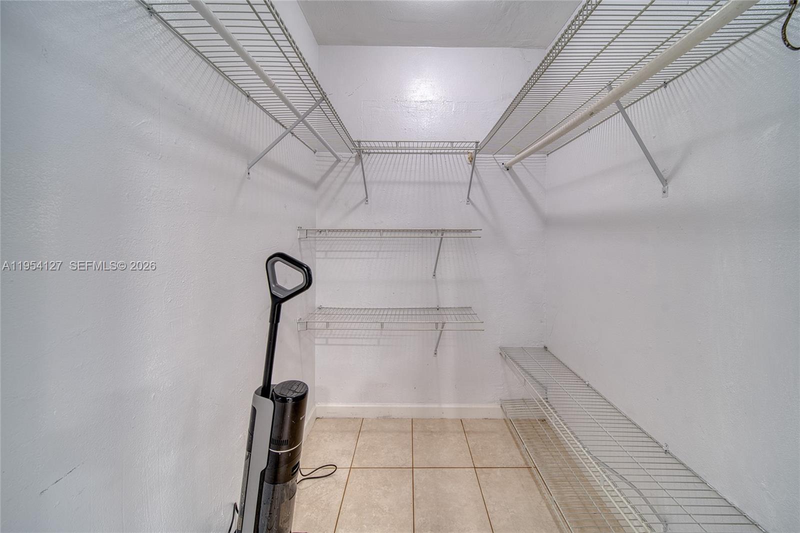 WOODLAWN - Residential