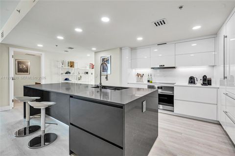 665 NE 25th St 2301 Miami FL 33137