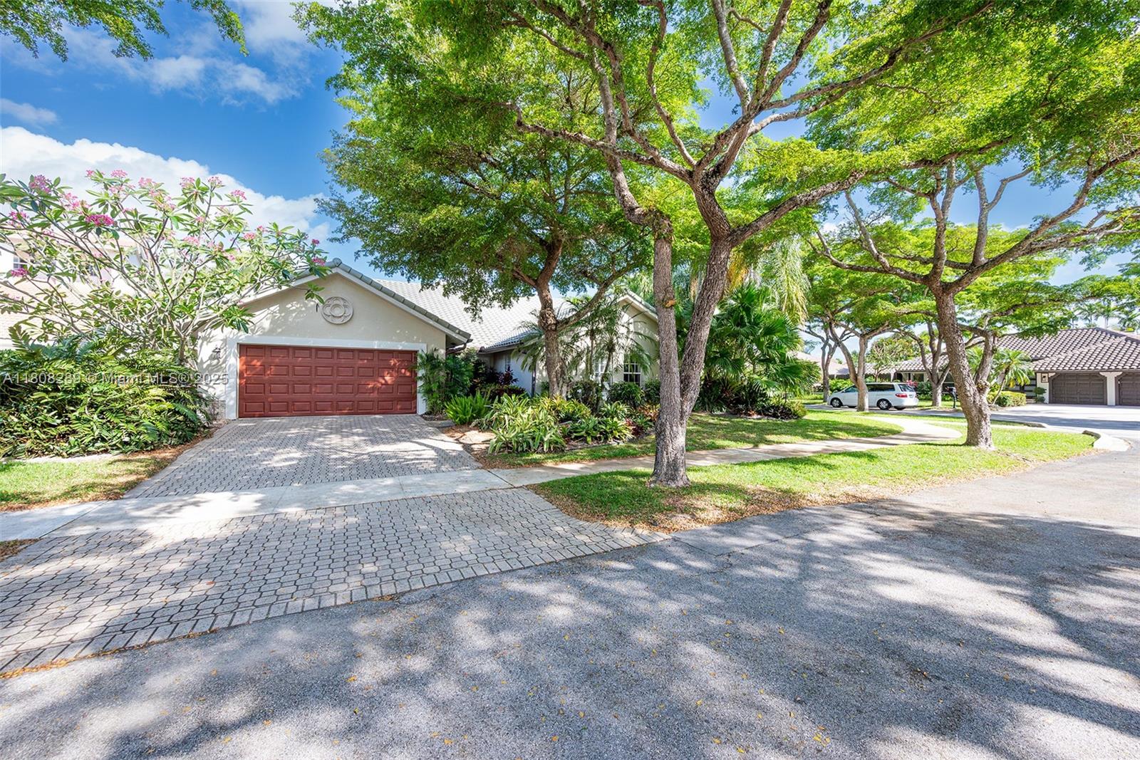 2215 SW 14th Pl