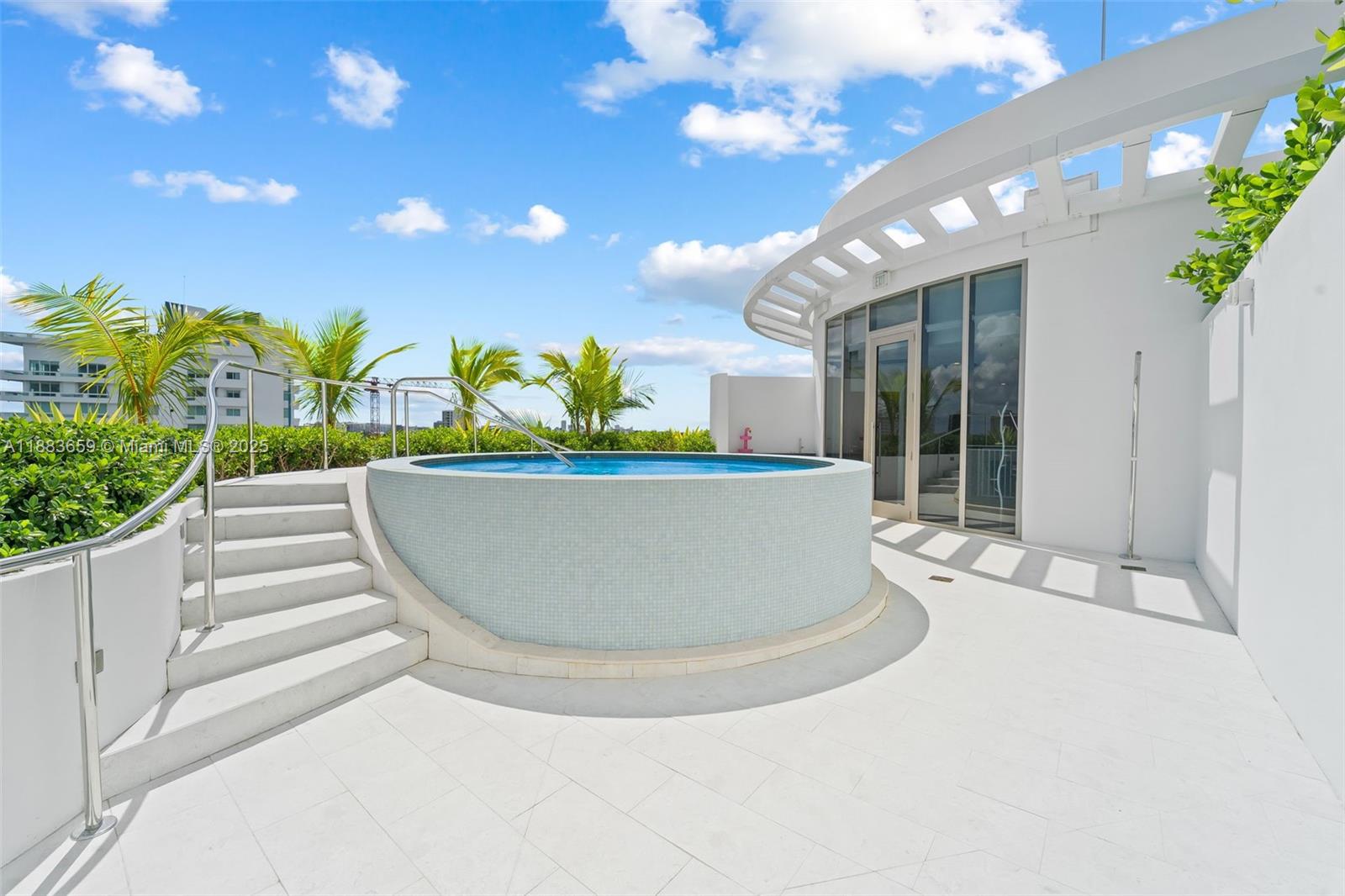 Onda Residences - Residential