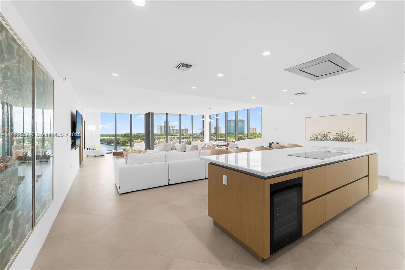 Onda Residences - Residential