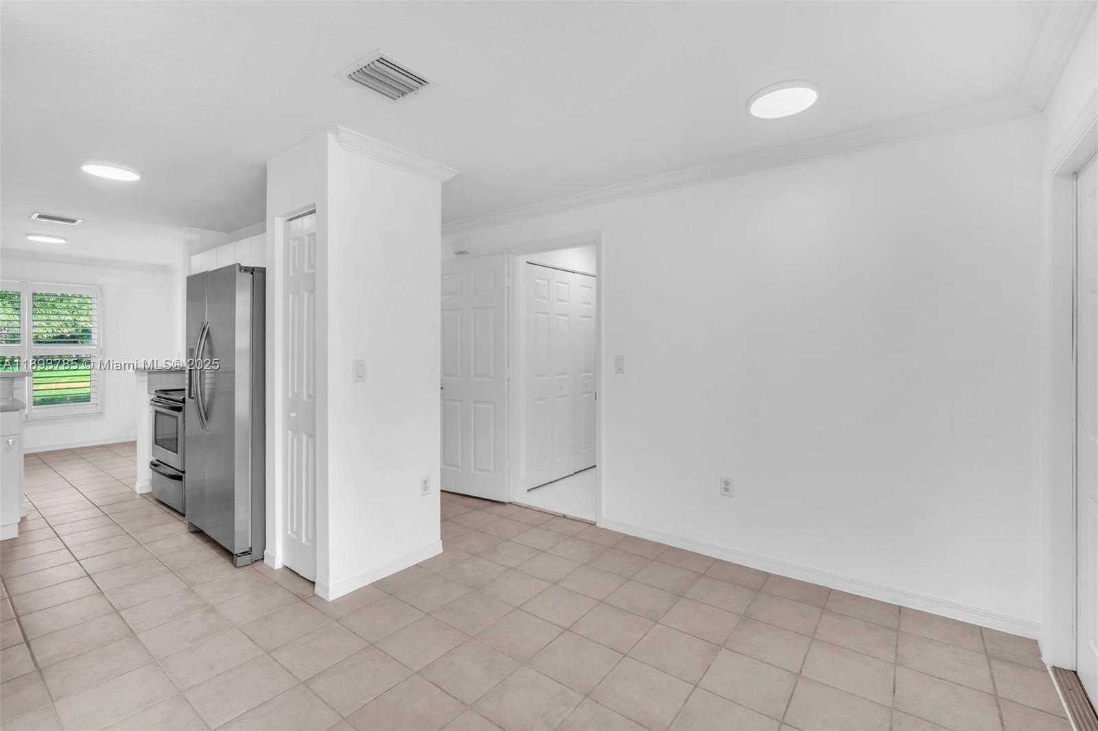 PEMBROKE ISLES 1 - Residential Lease