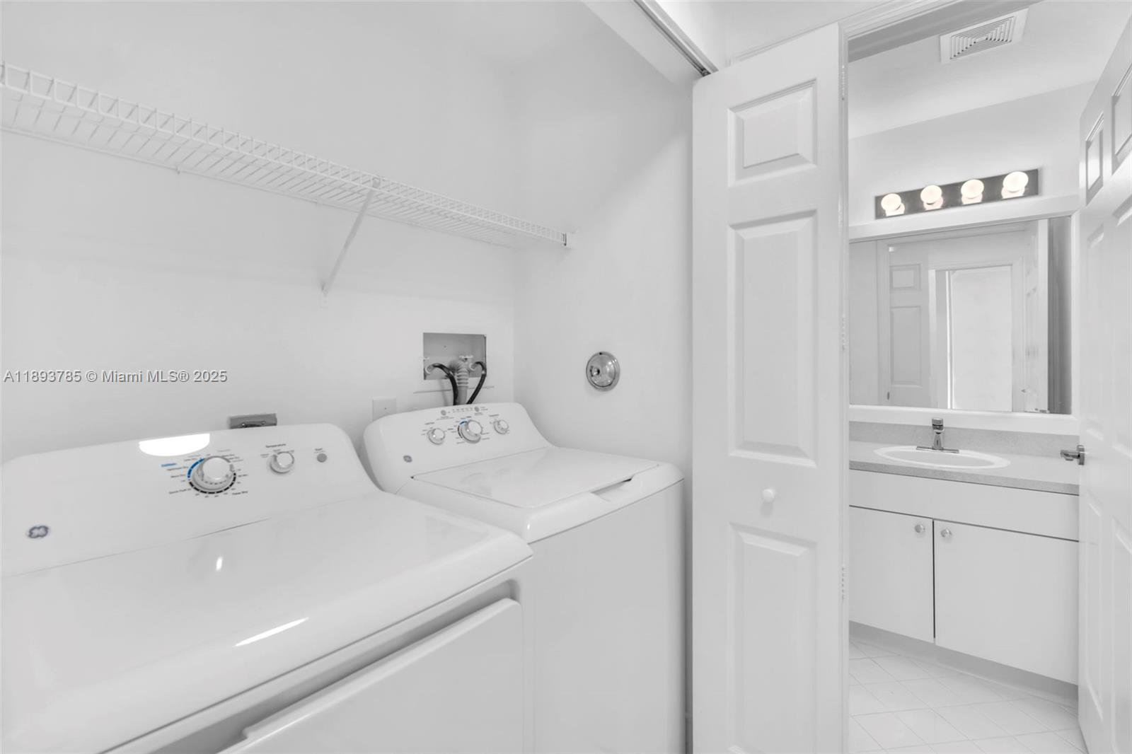 PEMBROKE ISLES 1 - Residential Lease