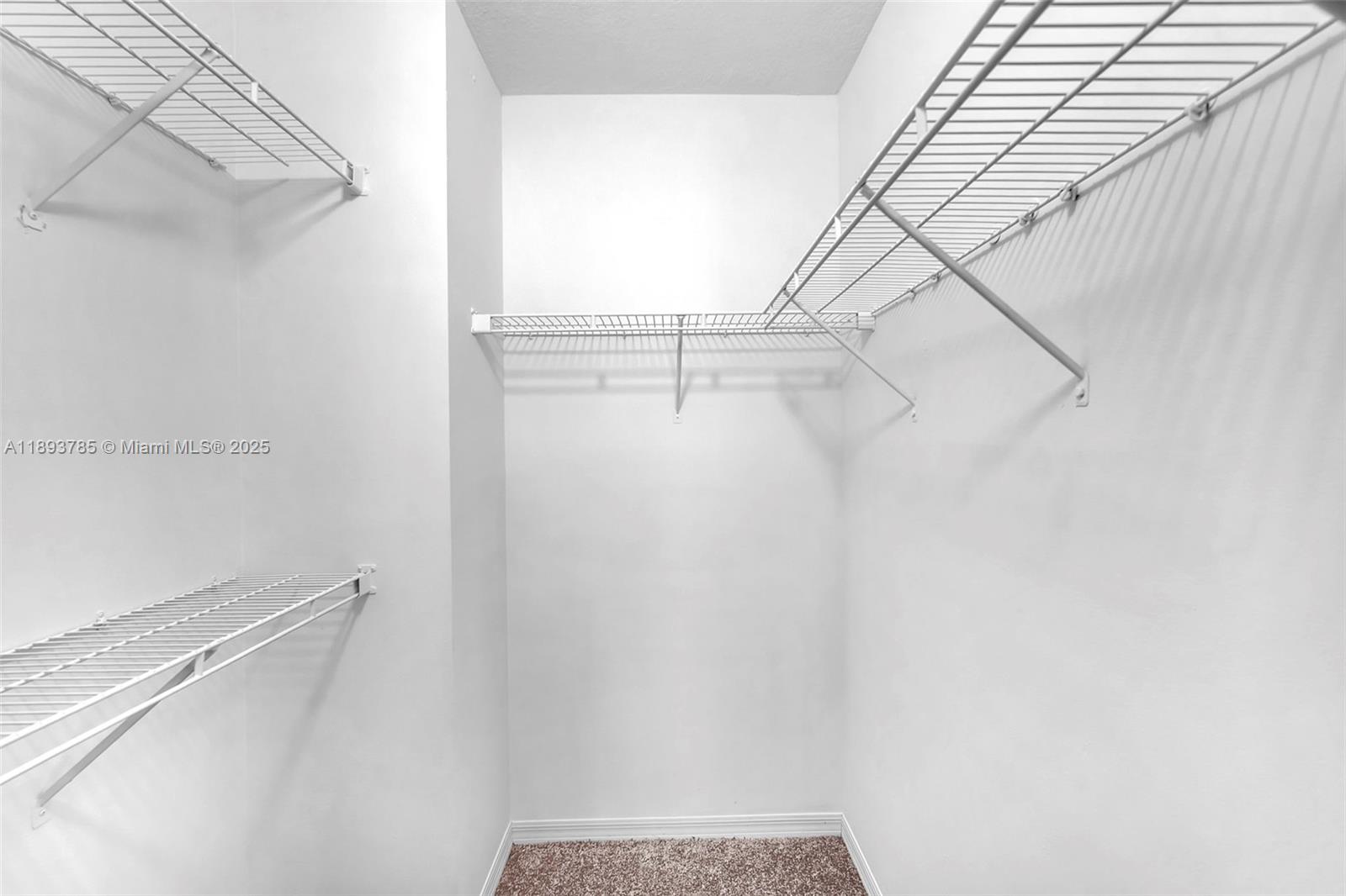 PEMBROKE ISLES 1 - Residential Lease