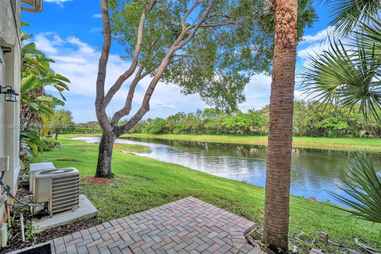 PEMBROKE ISLES 1 - Residential Lease