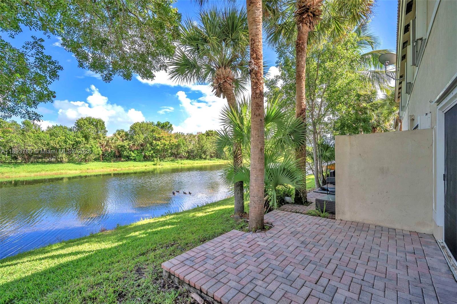 PEMBROKE ISLES 1 - Residential Lease