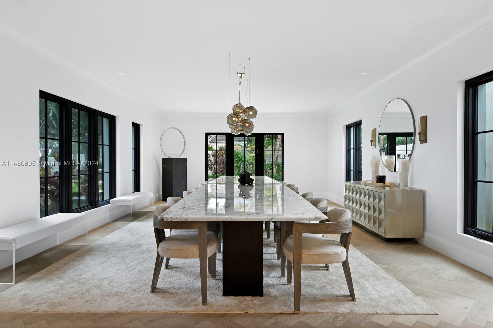 GOLDEN BEACH SEC C - Residential