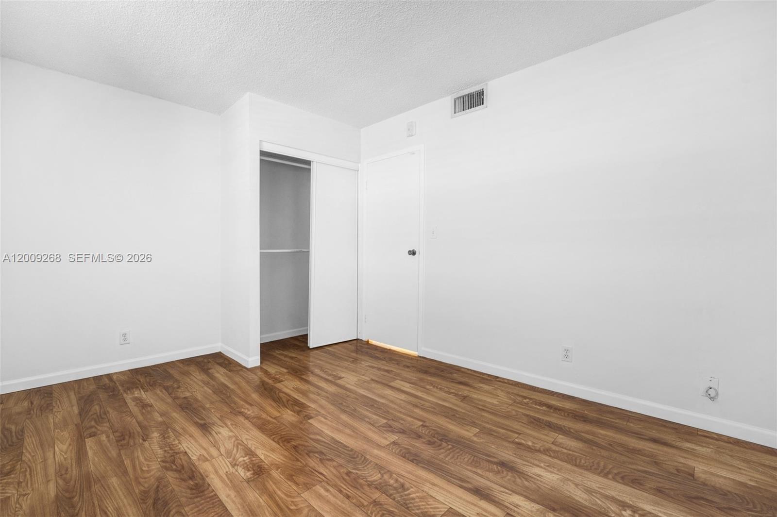 CORONADO AT JACARANDA PHA - Residential
