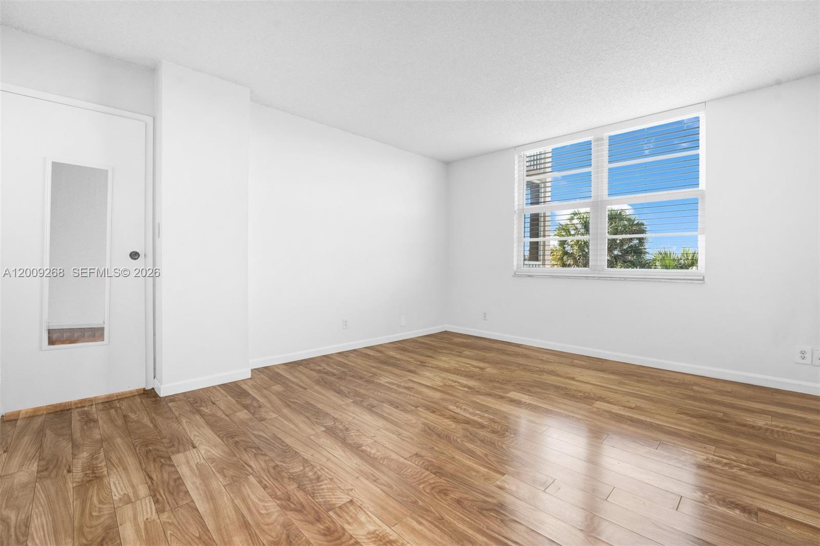 CORONADO AT JACARANDA PHA - Residential