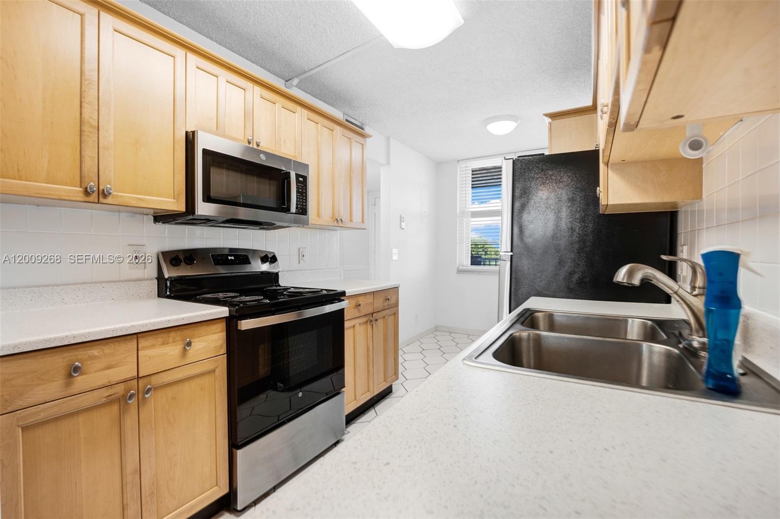 250 Jacaranda Dr 508