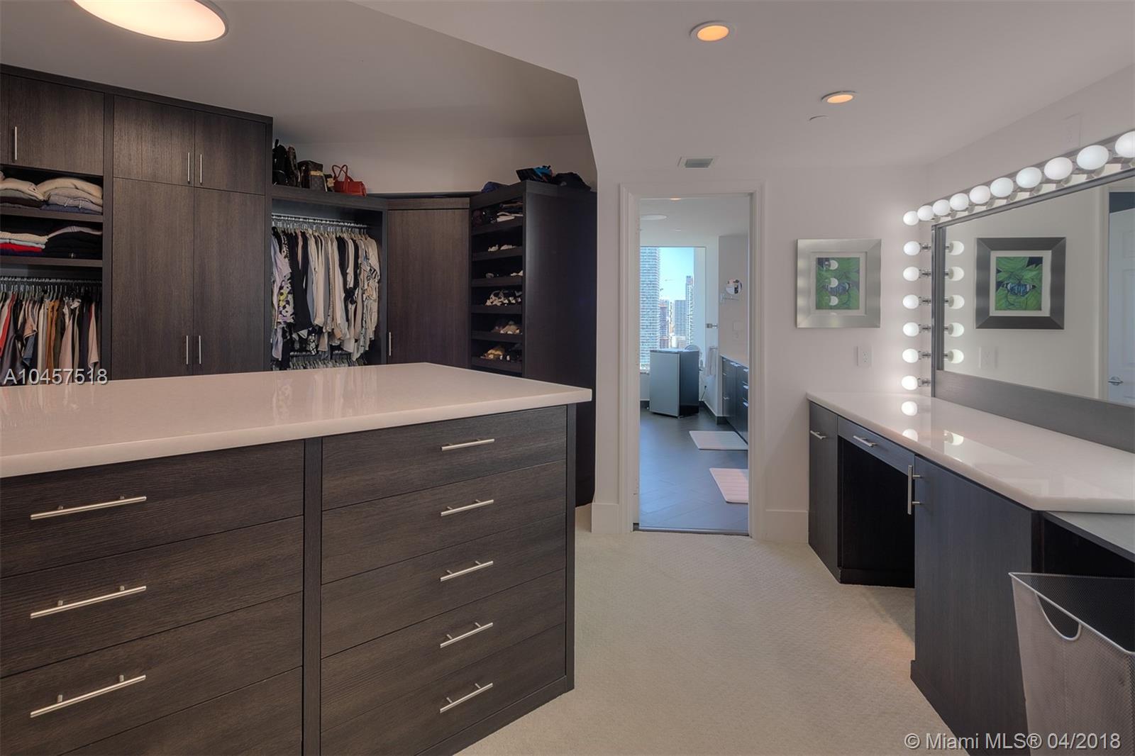 SANTA MARIA CONDO - Residential