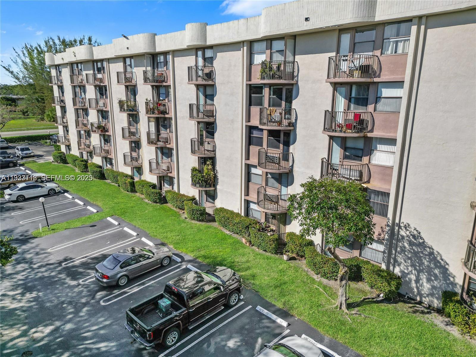 CORAL SPRINGS TOWER CLUB - Residential