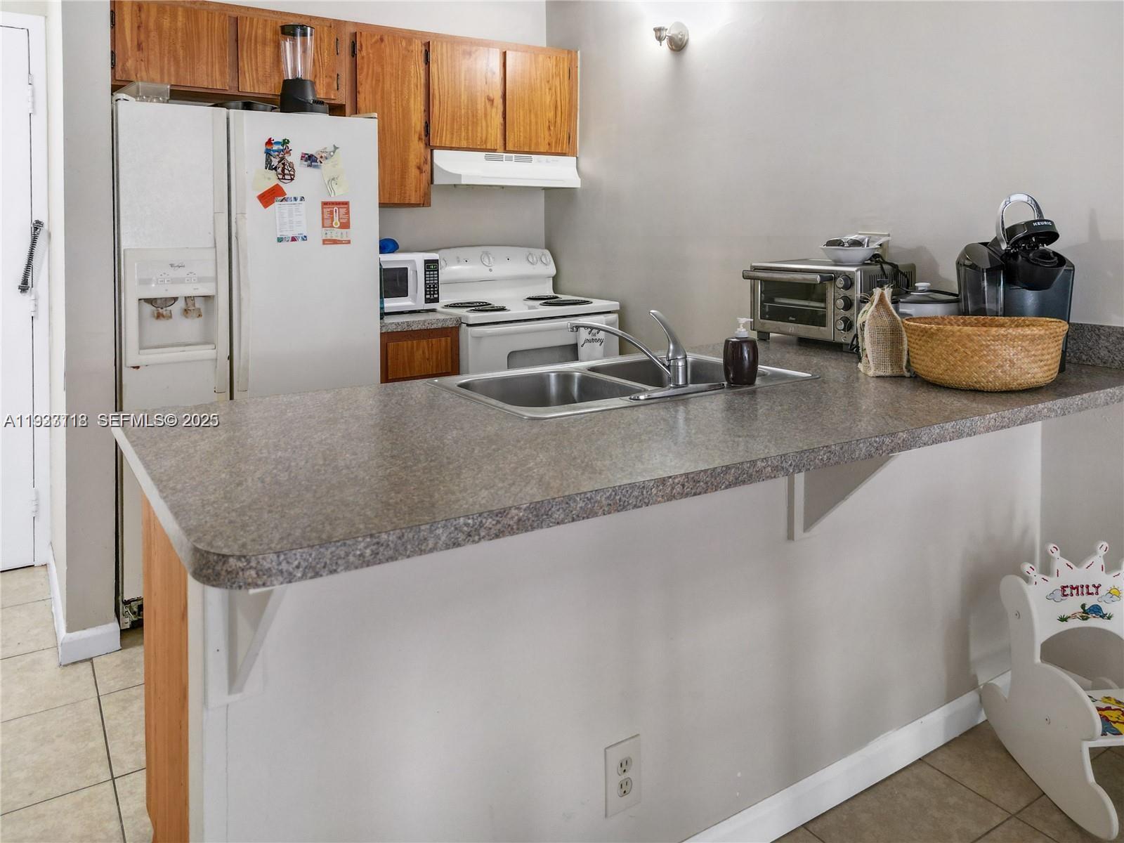 CORAL SPRINGS TOWER CLUB - Residential