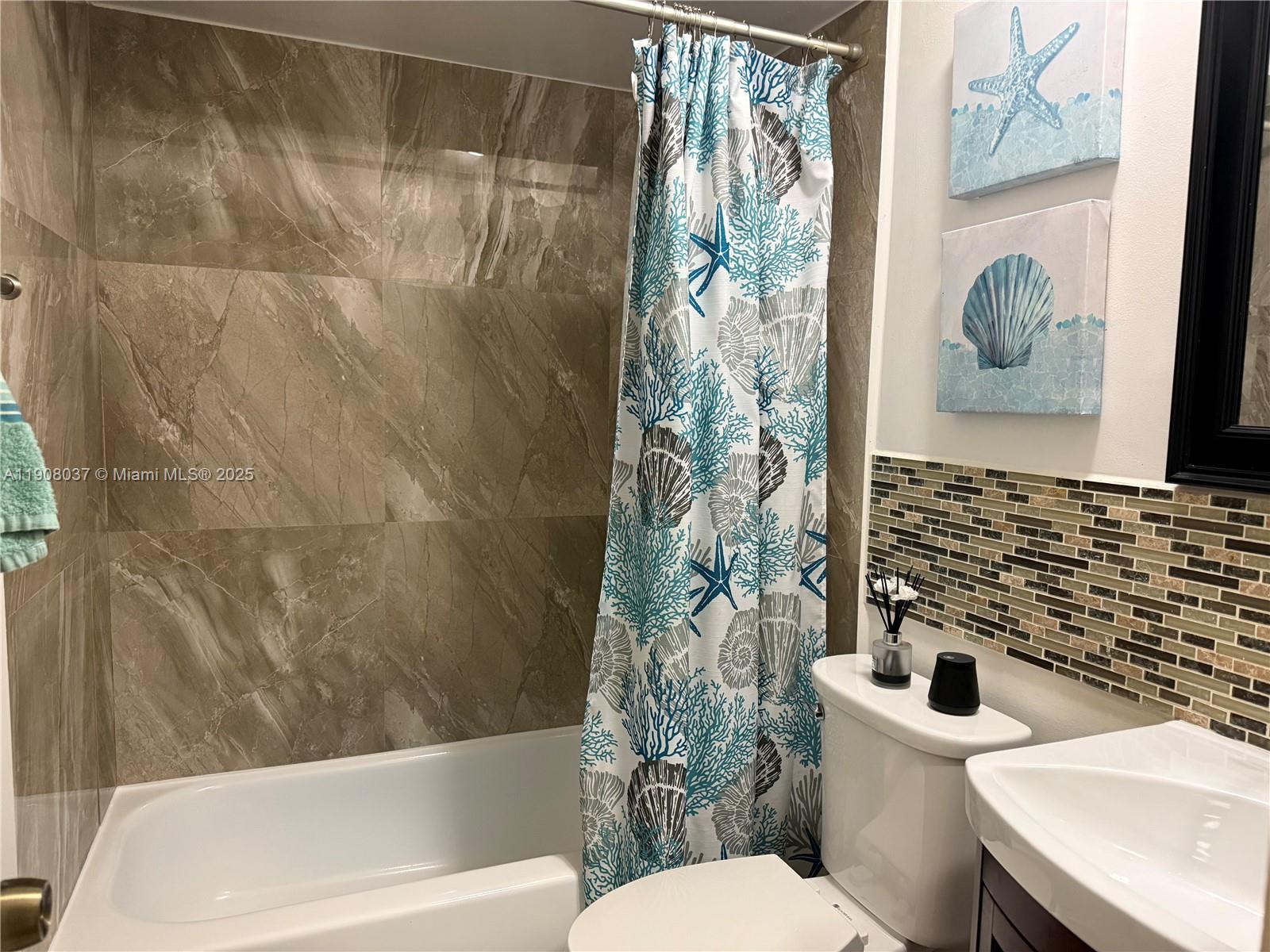 VILLA HOMES AT THE MOORS - Residential