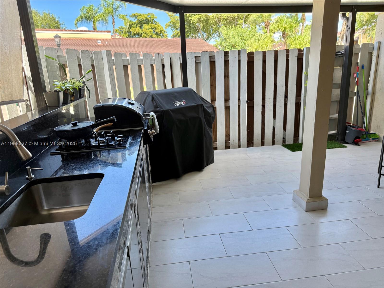 VILLA HOMES AT THE MOORS - Residential