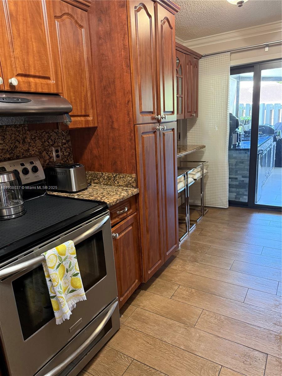 VILLA HOMES AT THE MOORS - Residential