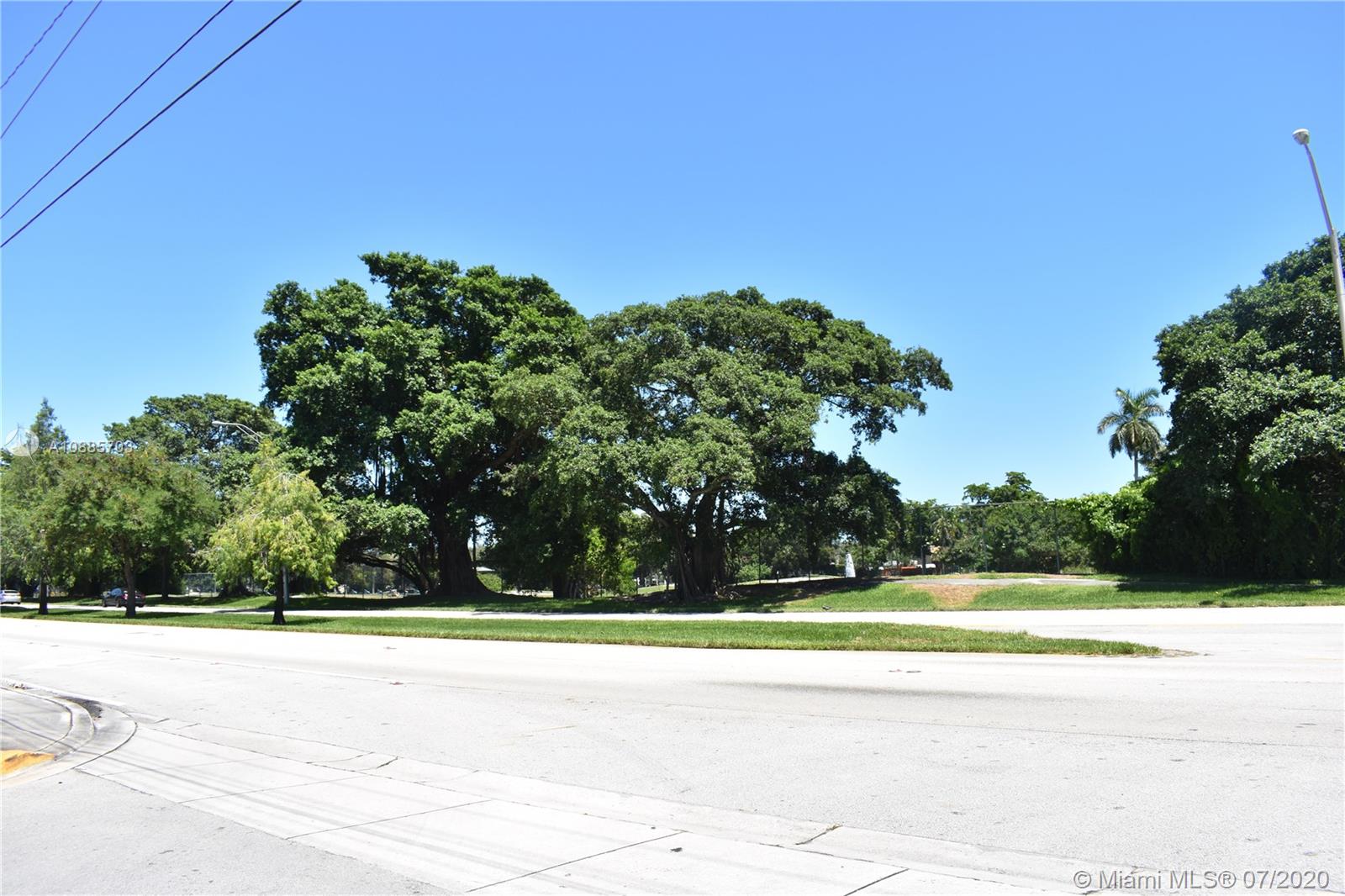 HOLLYWOOD PARC CONDO - Residential