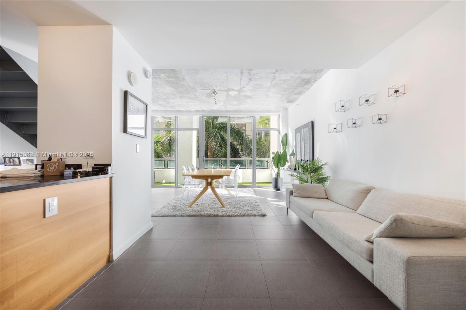 FOUR MIDTOWN MIAMI CONDO - Residential