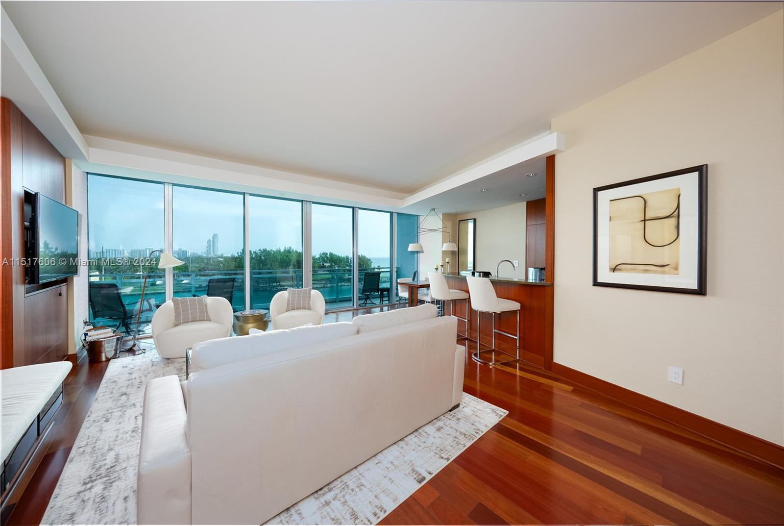 RITZ CARLTON - Residential Lease