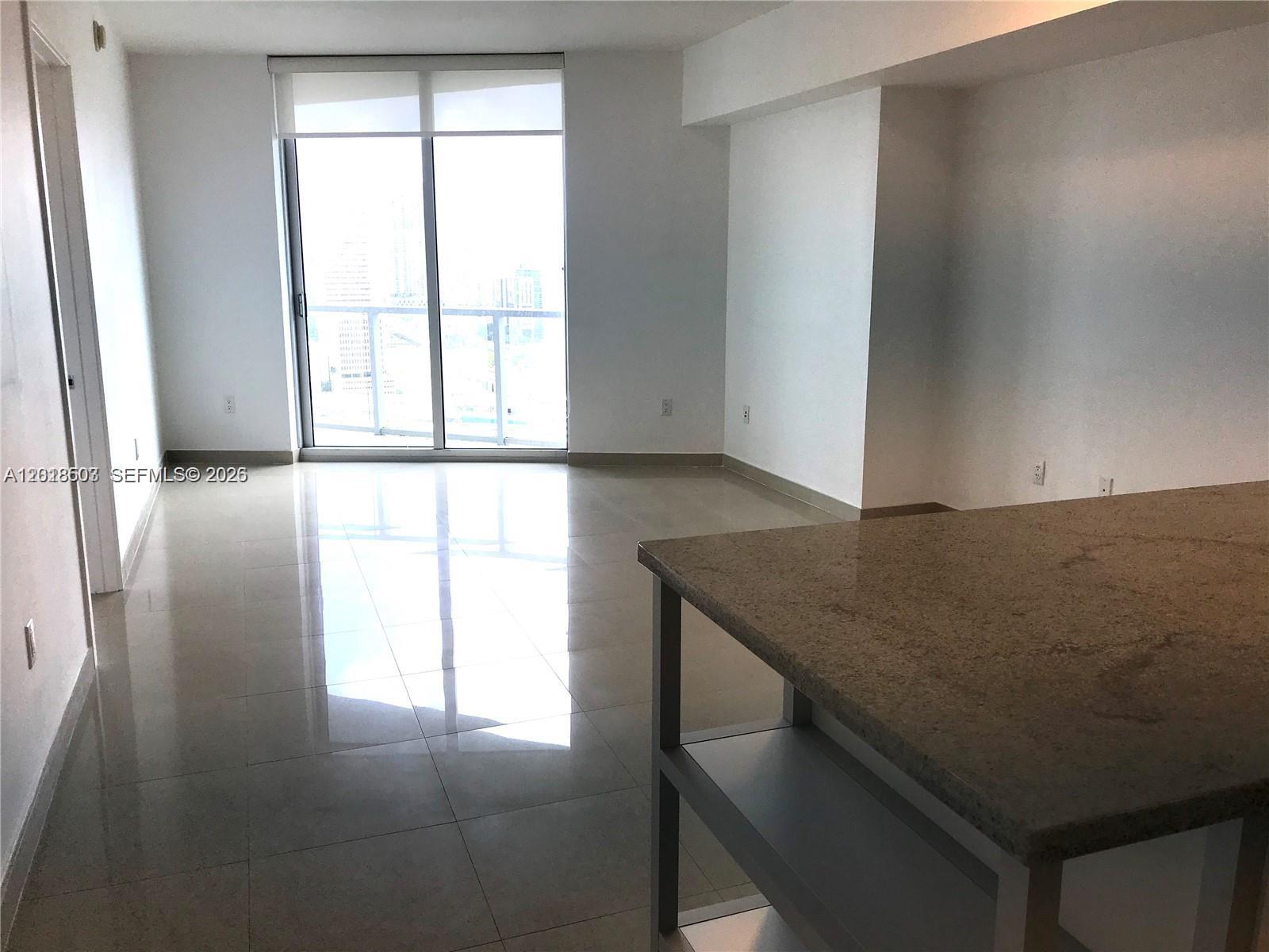 185 SW 7th St 2805