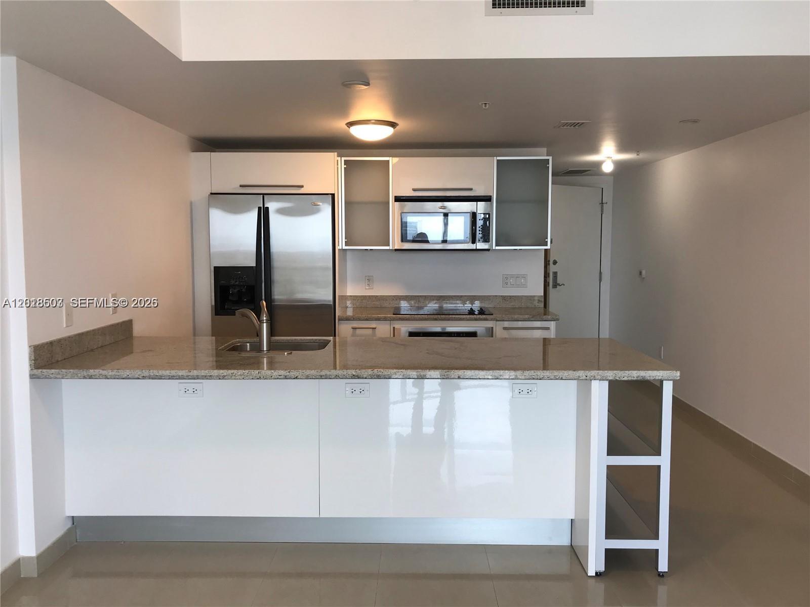 185 SW 7th St 2805