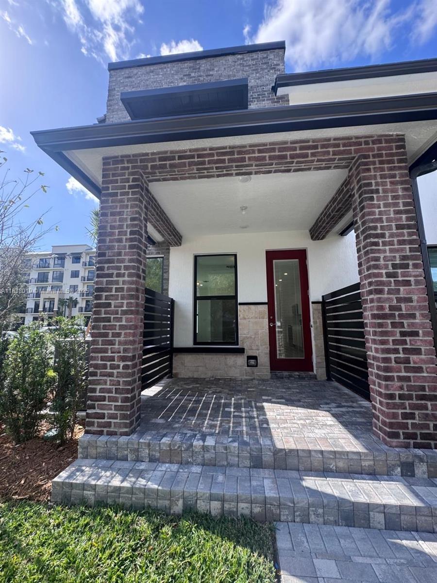 AMERICAN EXPRESS TRACT - Residential