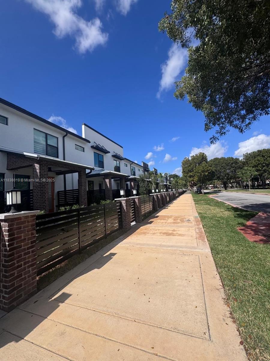 AMERICAN EXPRESS TRACT - Residential