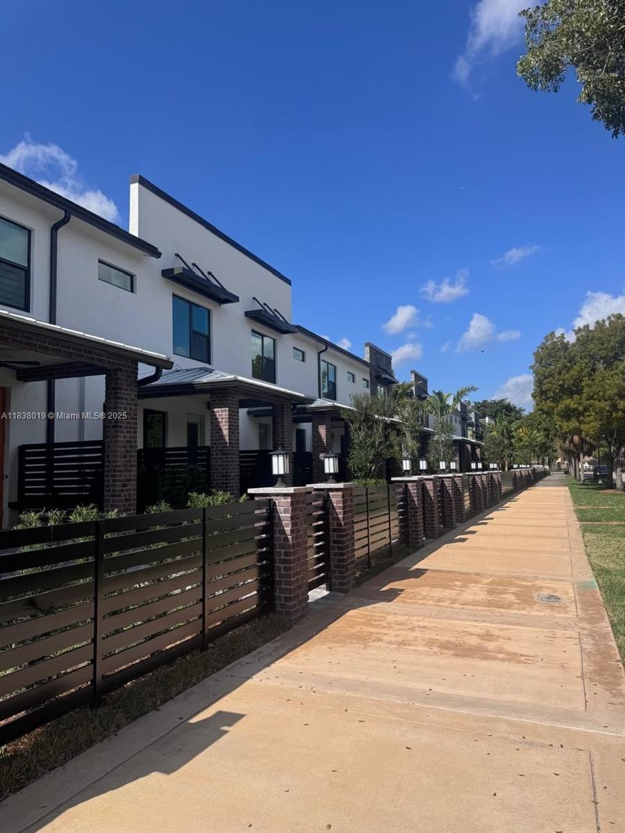 AMERICAN EXPRESS TRACT - Residential