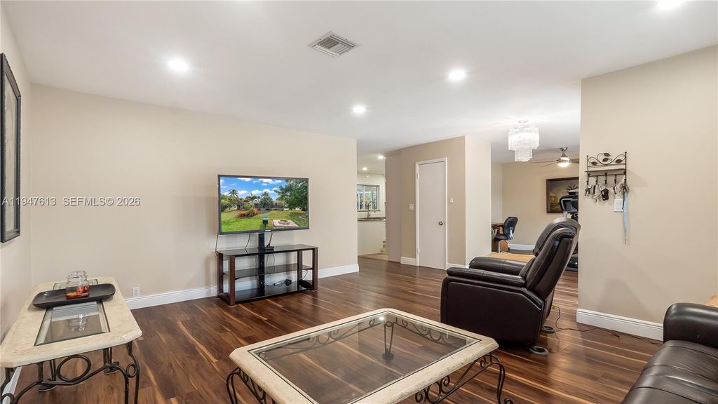 Photo of 11071 SW 30th Ct, Davie, FL 33328 (MLS # A11947613)