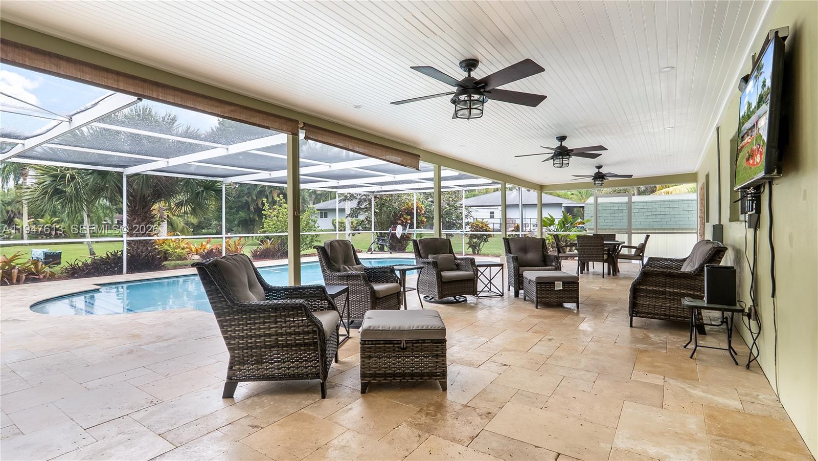 DAVIE FARMETTES - Residential