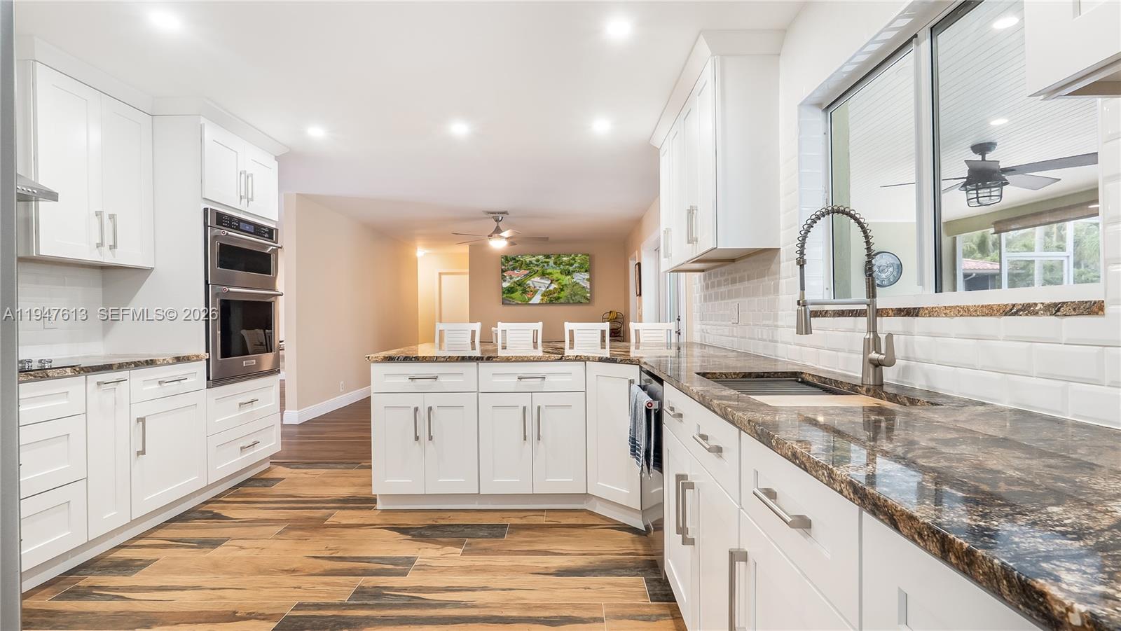 DAVIE FARMETTES - Residential