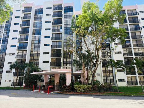 17011 N Bay Rd 202 Sunny Isles Beach FL 33160
