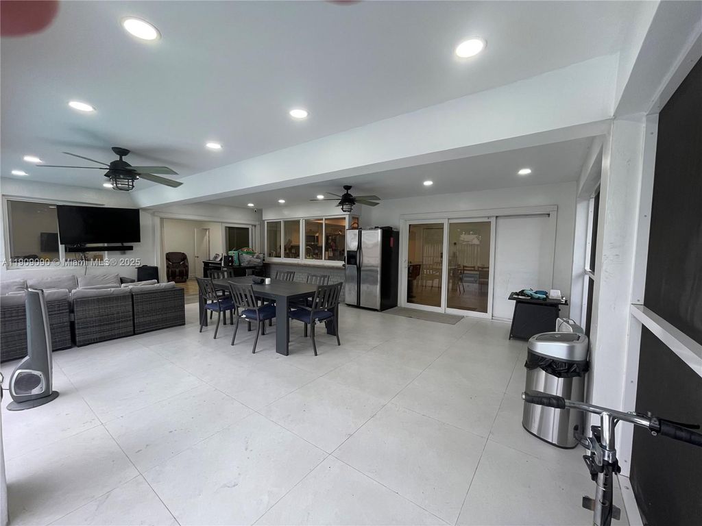 Photo of 5508 Harrison St, Hollywood, FL 33021 (MLS # A11909090)