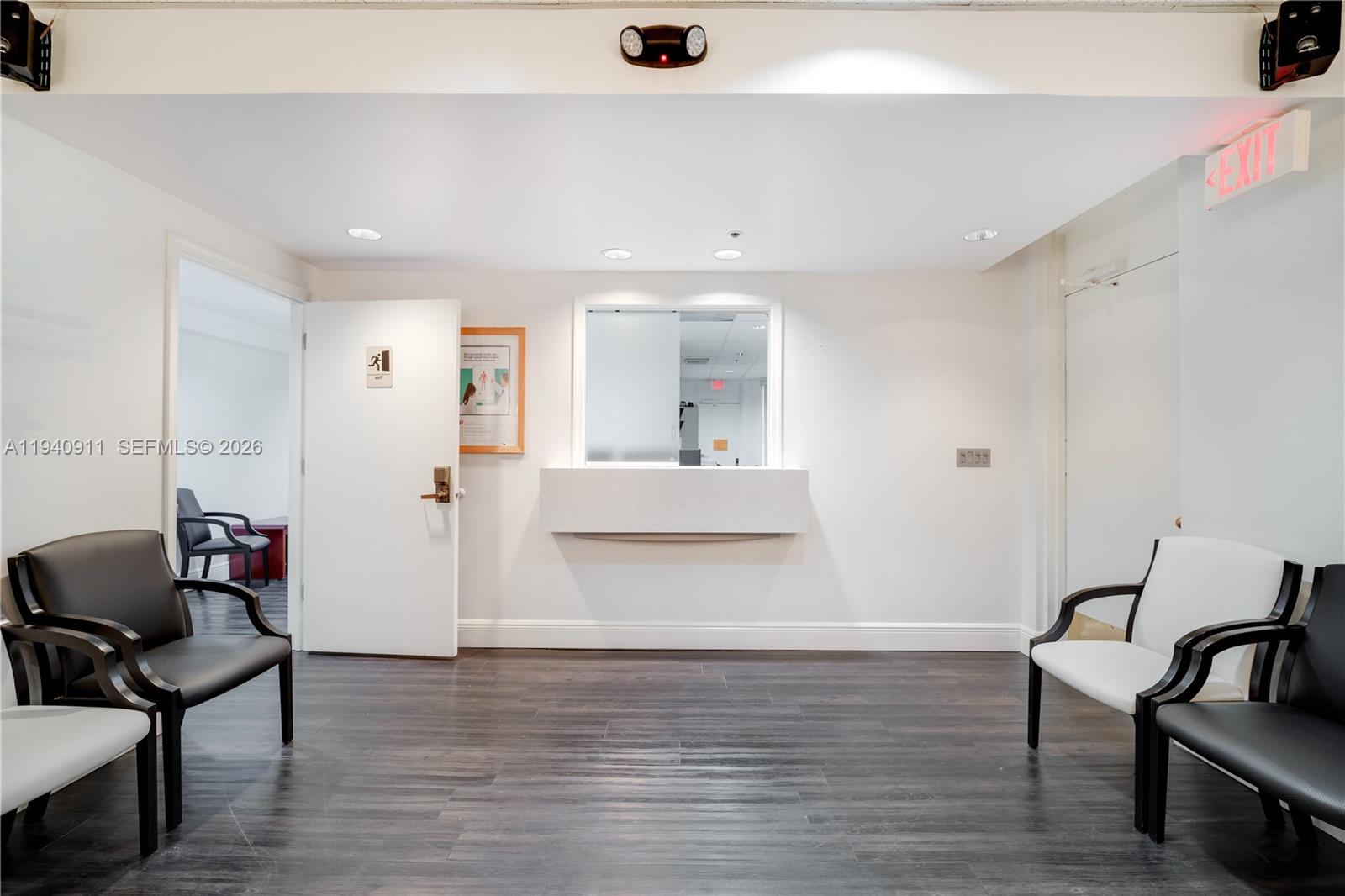 13005 Southern Blvd 221