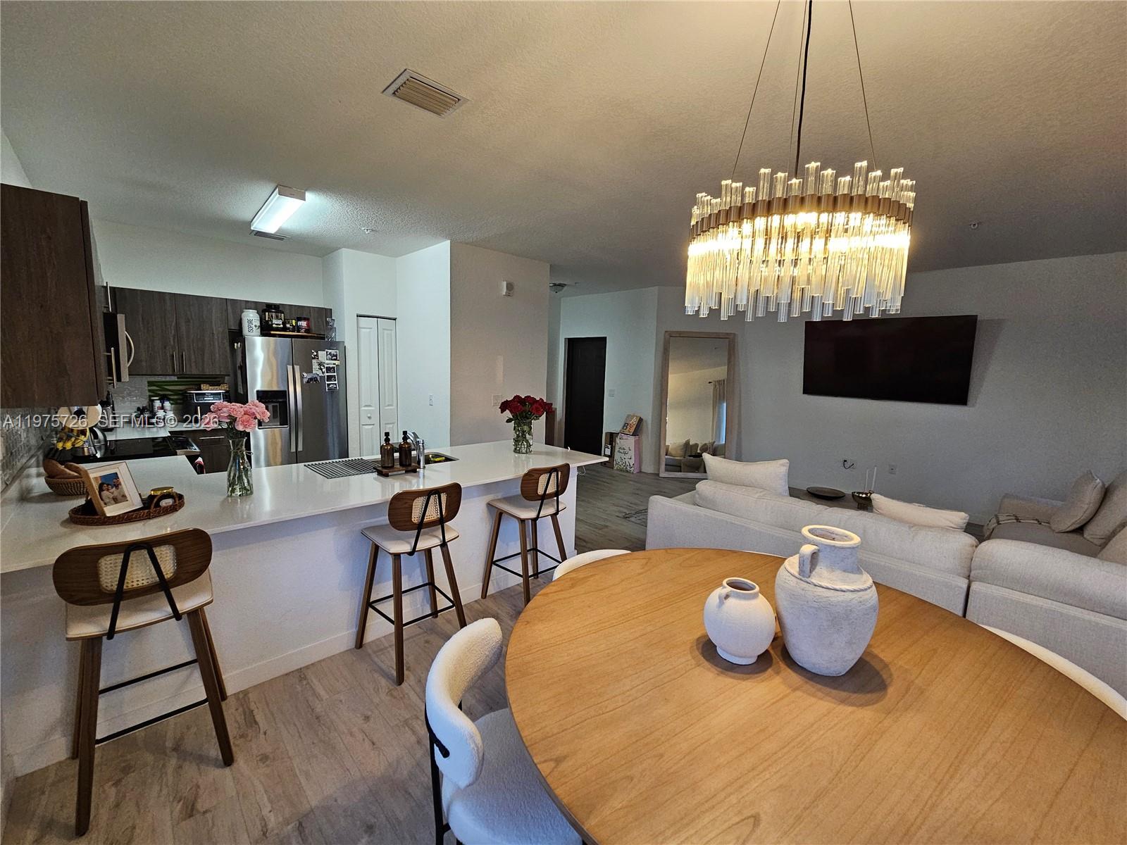 CENTURY PARK SOUTH - Residential Lease