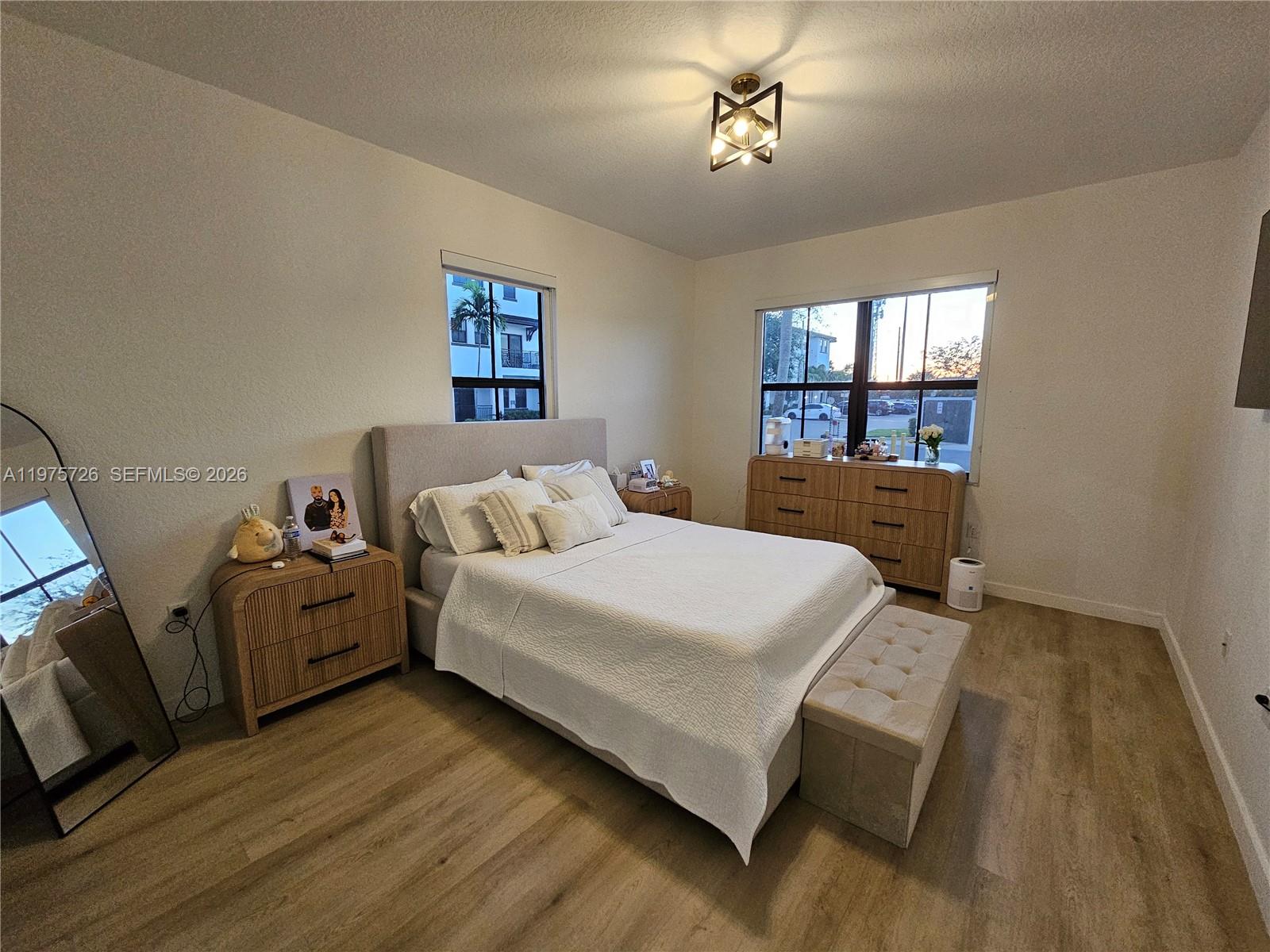 CENTURY PARK SOUTH - Residential Lease