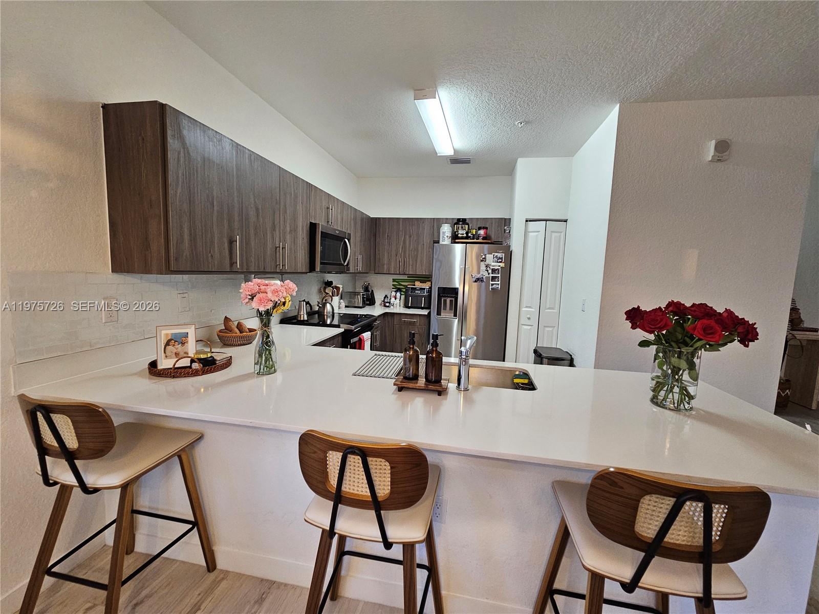 CENTURY PARK SOUTH - Residential Lease