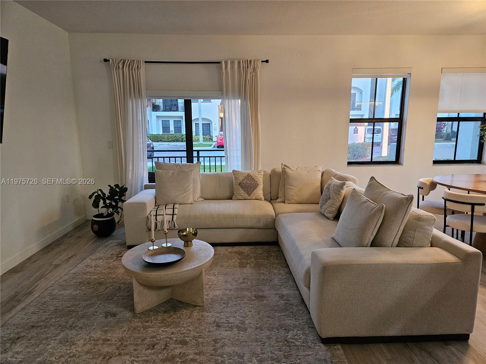 CENTURY PARK SOUTH - Residential Lease