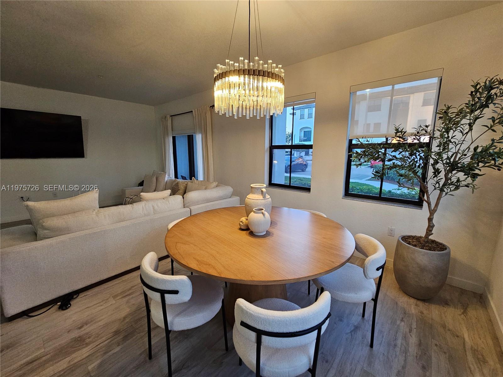 CENTURY PARK SOUTH - Residential Lease